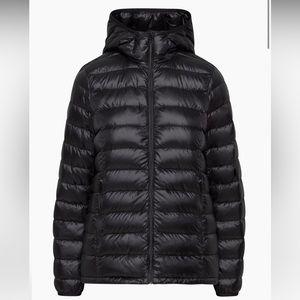 Babaton Aritzia Puffer Jacket